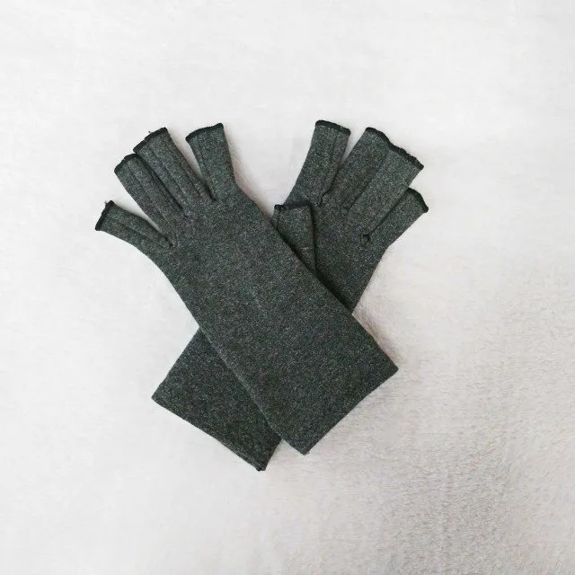 Compression Gloves for Swelling