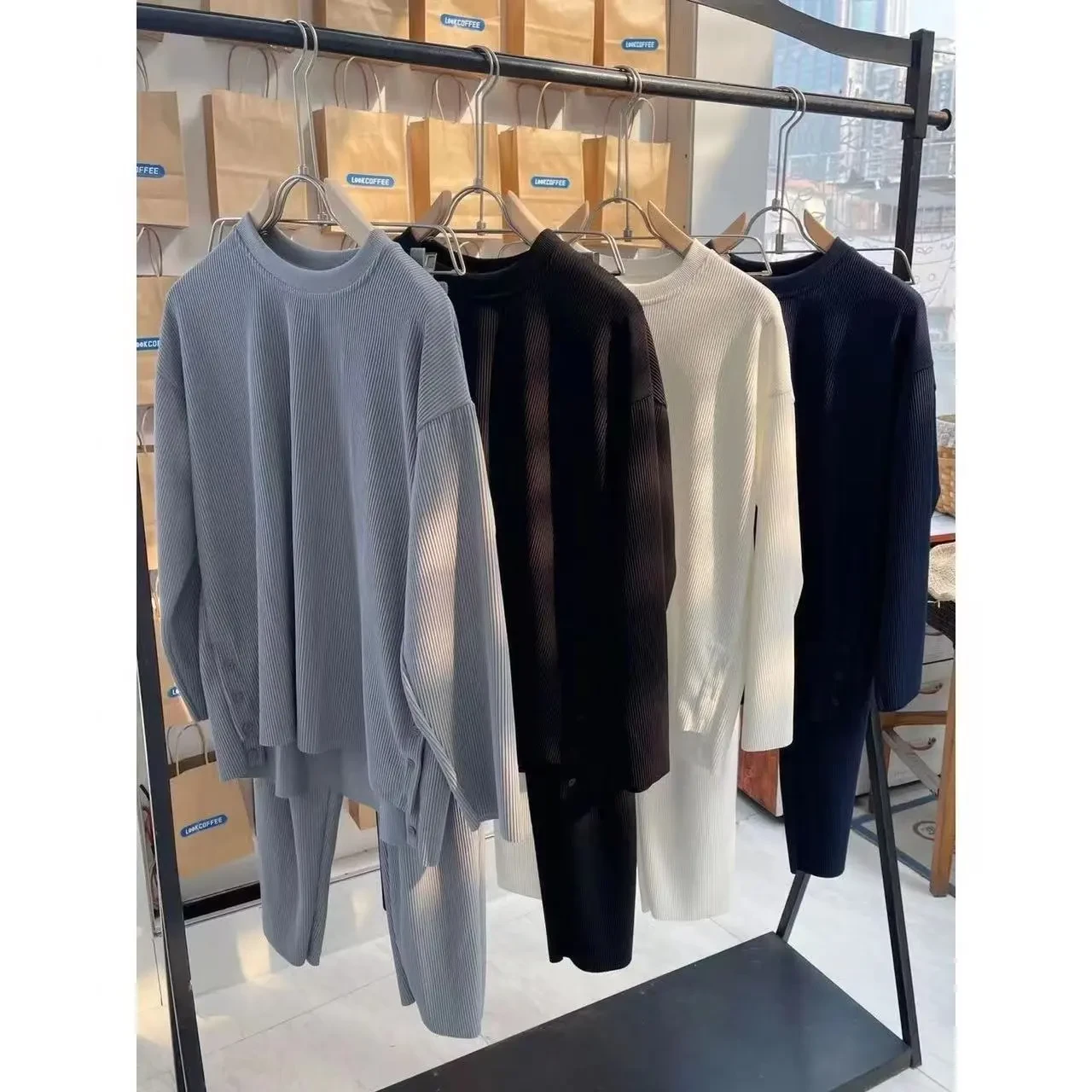 Men’s Loose Fashionable Long Sleeve 2-piece Set