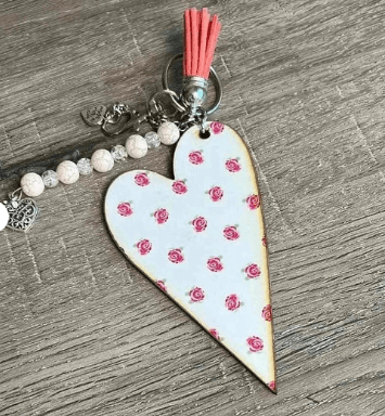 Key Tag - Wooden Heart With Pink Roses