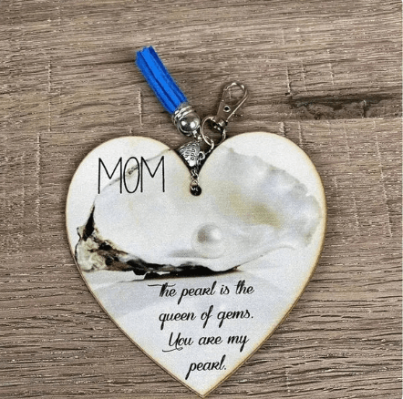 Key Tag - Wooden Heart Mom