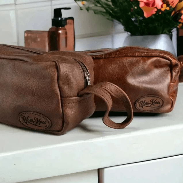 Woesmooi Genuine leather Shaving bag - Brown
