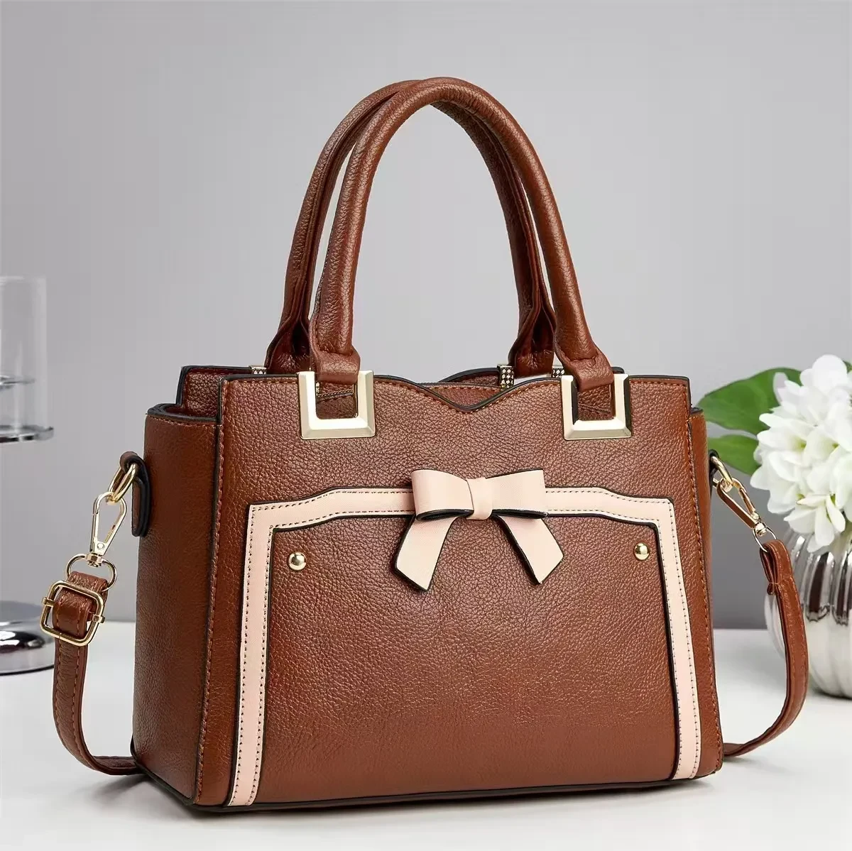 Large-capacity Shoulder And Crossbody Bag