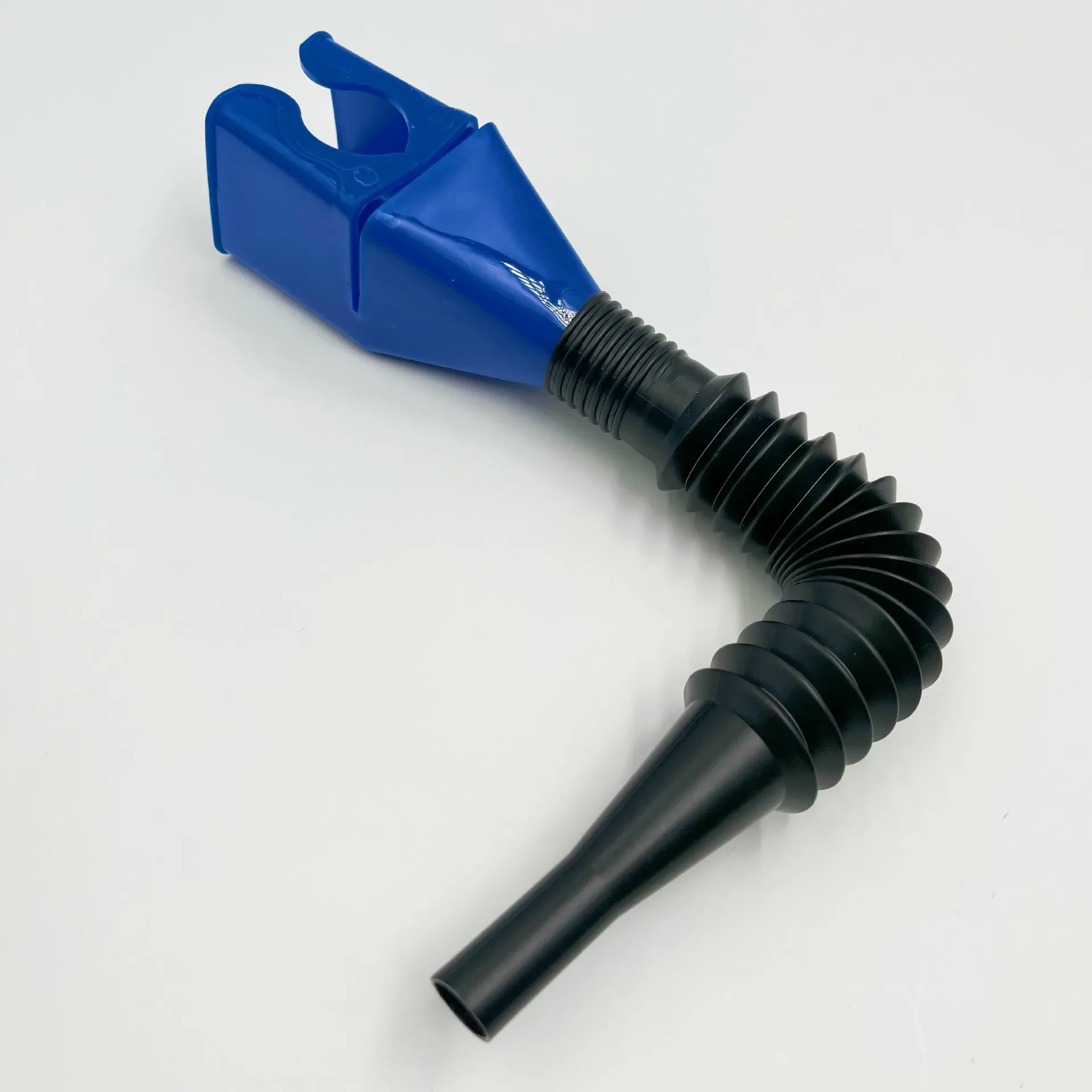 Flexible Car Funnel