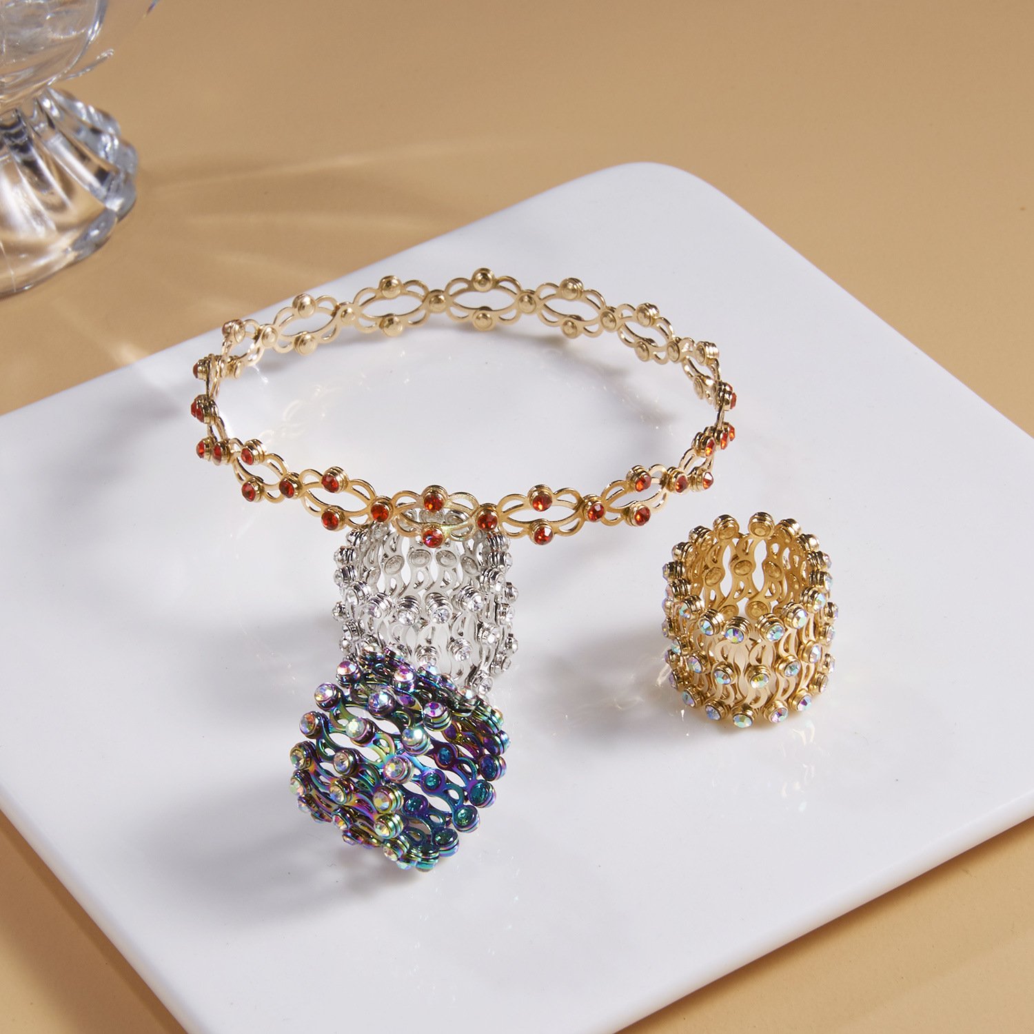 Folding retractable ring bracelet 2025