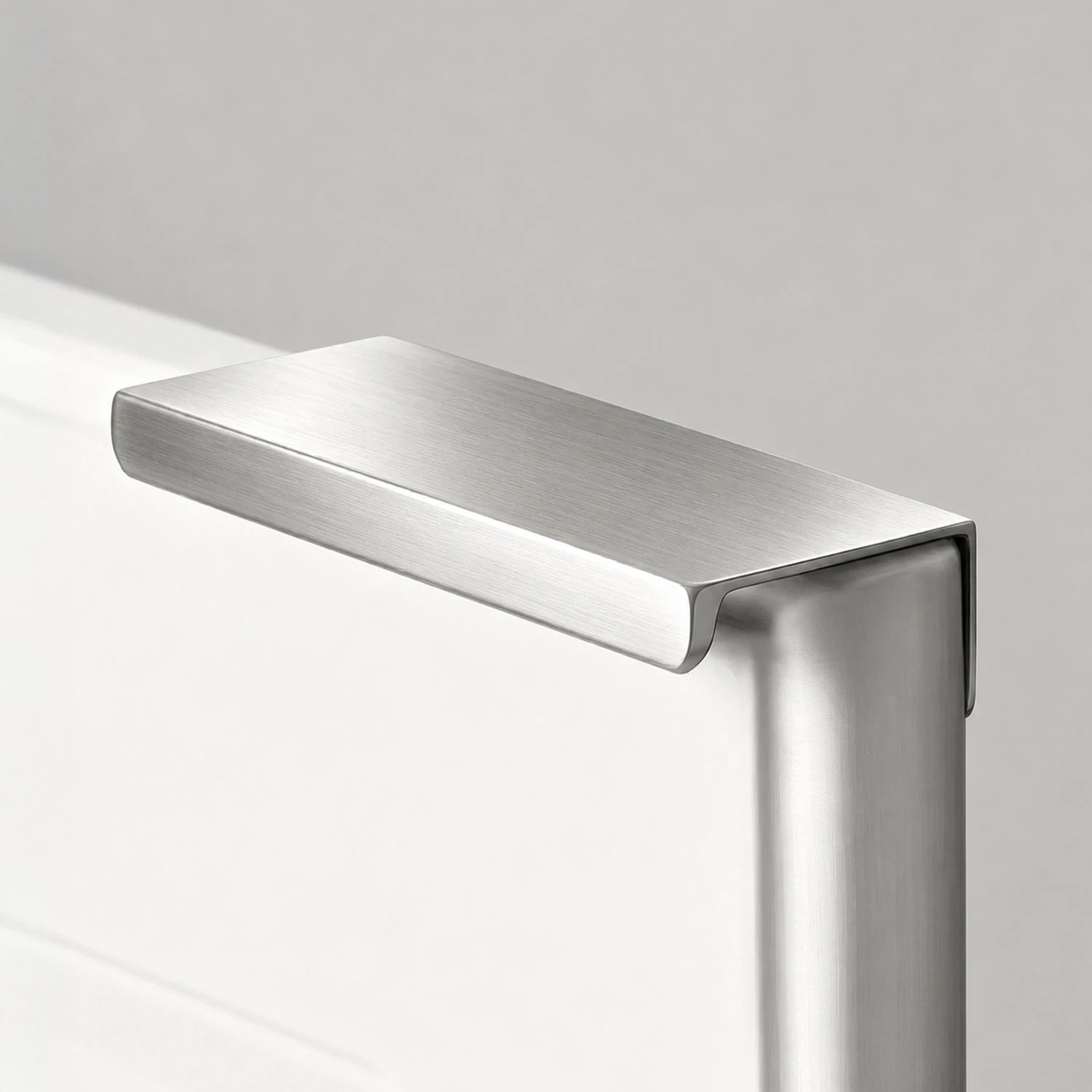 Edge Pull Cabinet Handle 64mm - Chrome