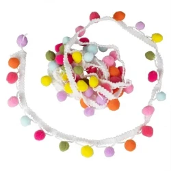 Merry & Bright Pom Pom Ribbon Gift Wrap