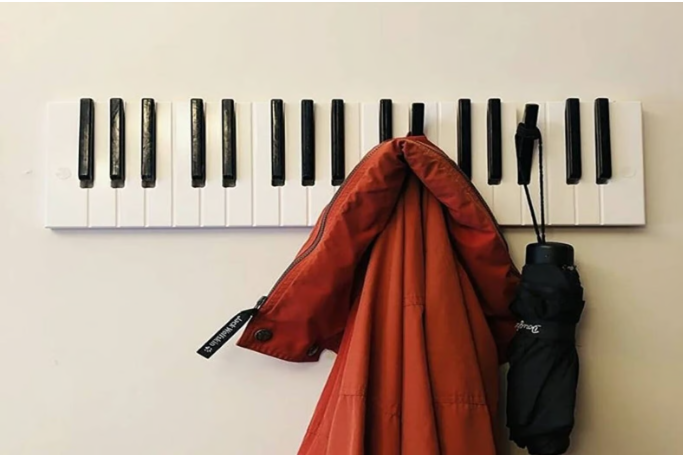 Piano Wooden Coat Racks – Stylish Pine Wood Coat Hanger