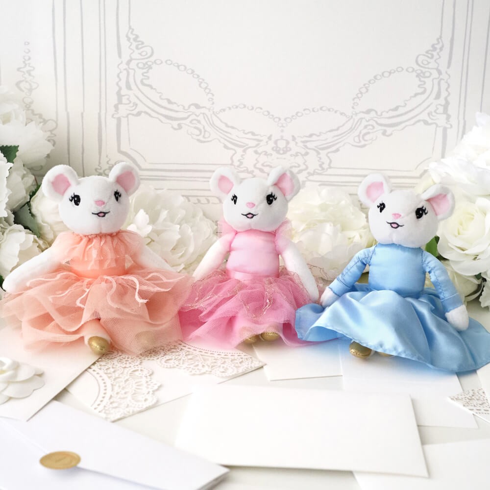 Claris Plush Parisian Peach - Mini