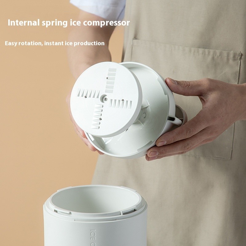 new hand-operated ice crusher