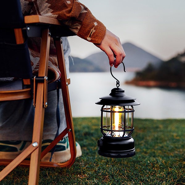 Portable Retro Camping Lamp