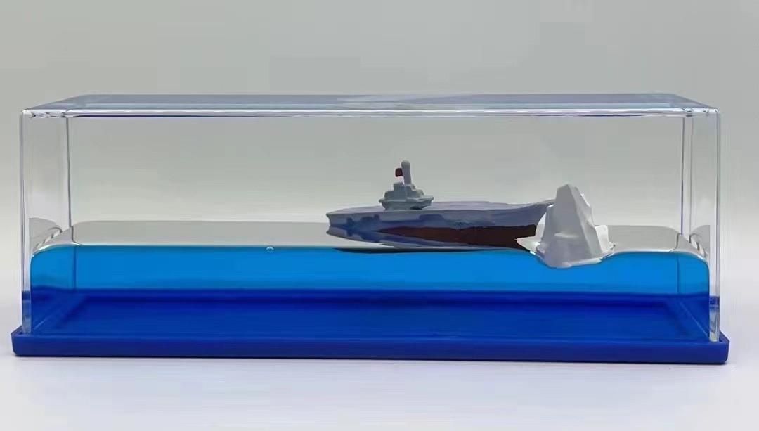 Acrylic Cruise Model