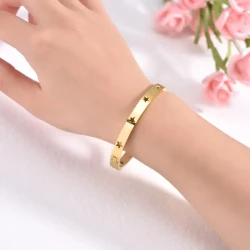 Fashion Men's And Women's Hollow Pentagram Bracelet Titanium Steel
