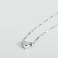Heart-Shaped Clavicle Necklace