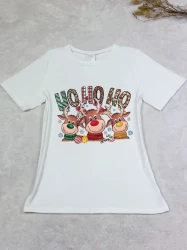 Cozy Christmas Deer Graphic Tee - Soft Casual Short Sleeve Crew Neck Top, Comfortable Women's Clothing for Holiday Season