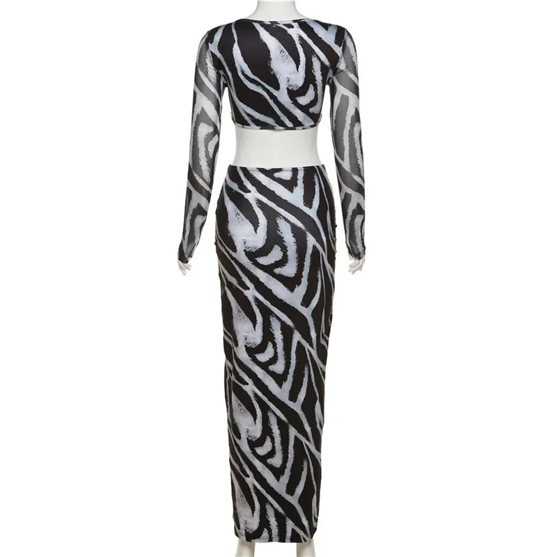 Women's Fashion V-neck Low-cut T-shirt Suit