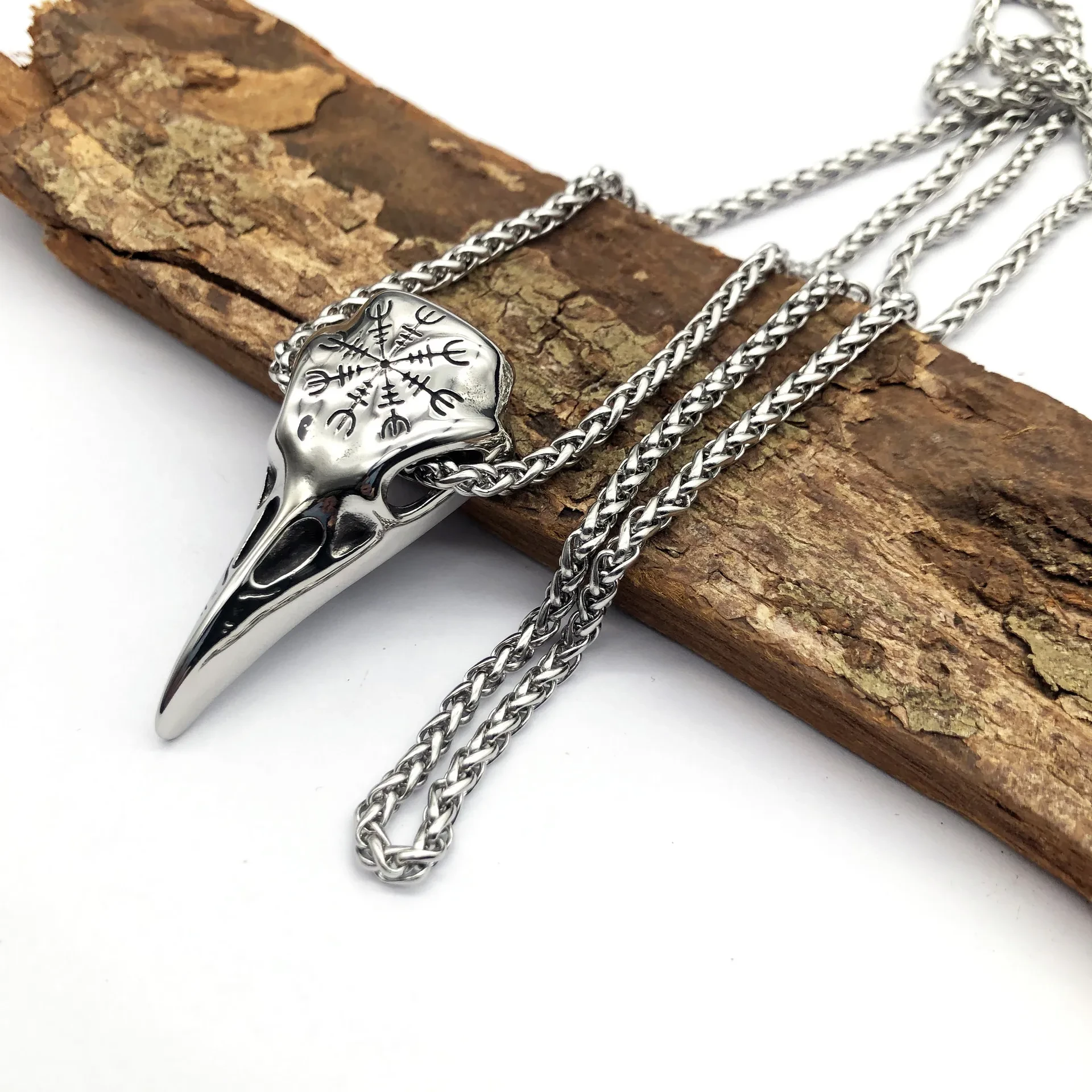 Men’s Symbolic Viking Necklace