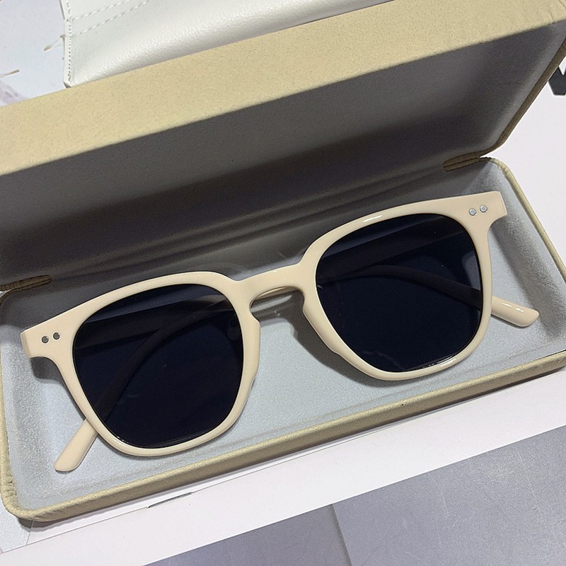 Vintage Square Sunglasses – Luxury Small Frame Retro Sun Glasses