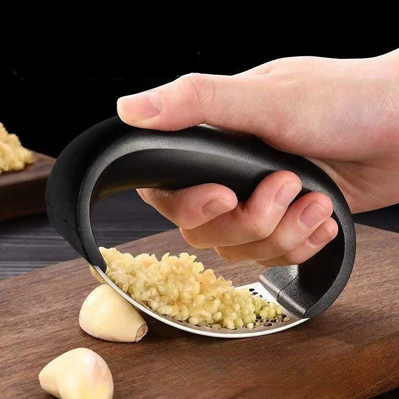 Stainless Steel Garlic Press – Manual Garlic Crusher & Mincer Tool for Fruits and Vegetables
