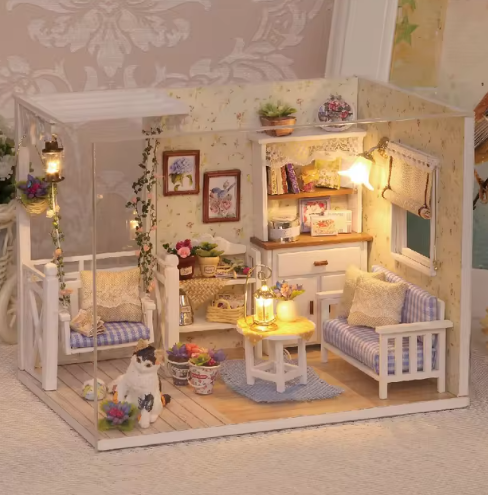 Kitten Mini Wooden Doll House Model