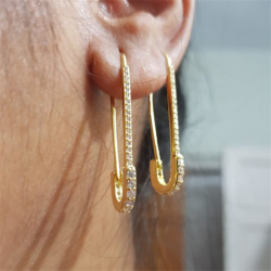 Simple stud pin