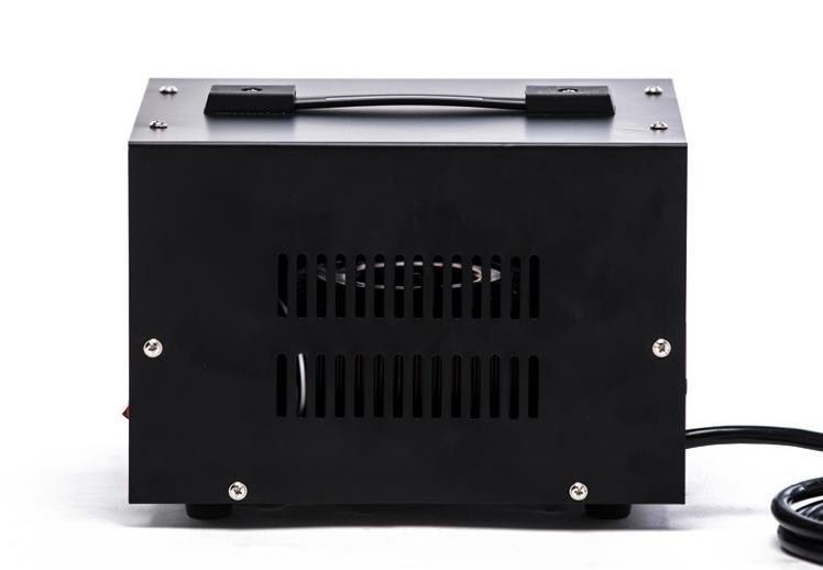 Brand New 2000 W Step Up / Down voltage transformers