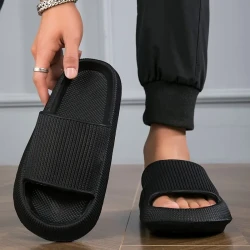 Lightweight And Versatile Men's Slippers
