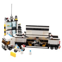 Classic Building Blocks Police Station Model