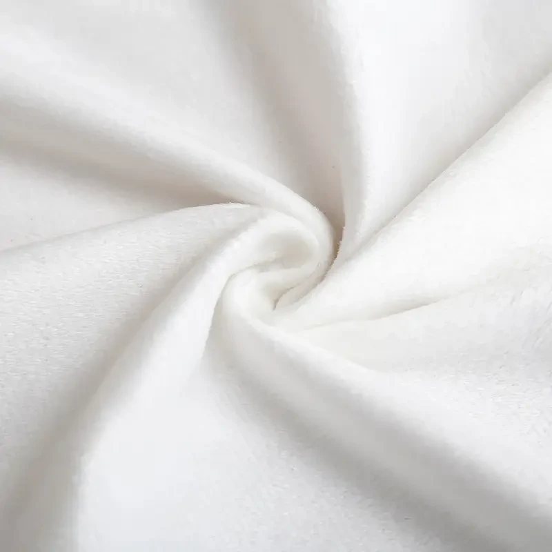 Tranquil Decor Ultra-Soft Floral Pillowcase – Stylish and Comfortable Home Accent