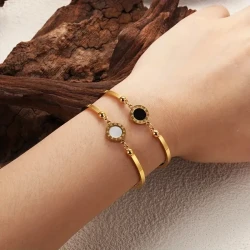 Fashion Classic Black Shell Bracelet – Gold-Plated Stainless Steel Women’s Jewelry