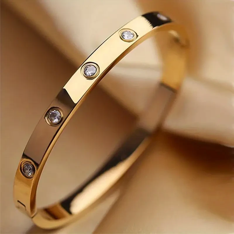 Titanium Steel Rhinestone Bangle – Niche Oval Hand Jewelry for Ladies