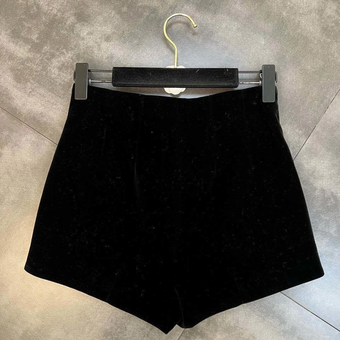 Black Velvet Shorts for Women – High-Waisted, Elegant Summer Outerwear