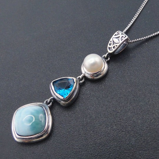 Pendant natural sea stone necklace