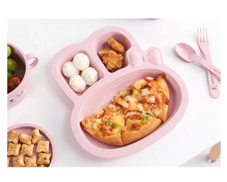 Removable inner compartment insulated lunch box