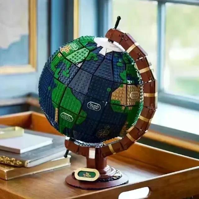 95335 2022 Expert MOC Bricks – 2585PCS Earth Globe Modular Building Blocks