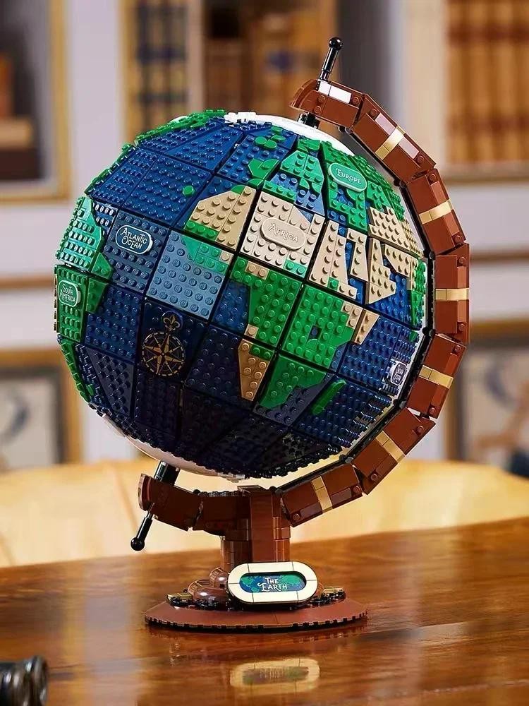 95335 2022 Expert MOC Bricks – 2585PCS Earth Globe Modular Building Blocks