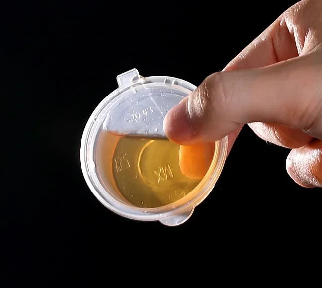300pcs Disposable Plastic Sauce Box