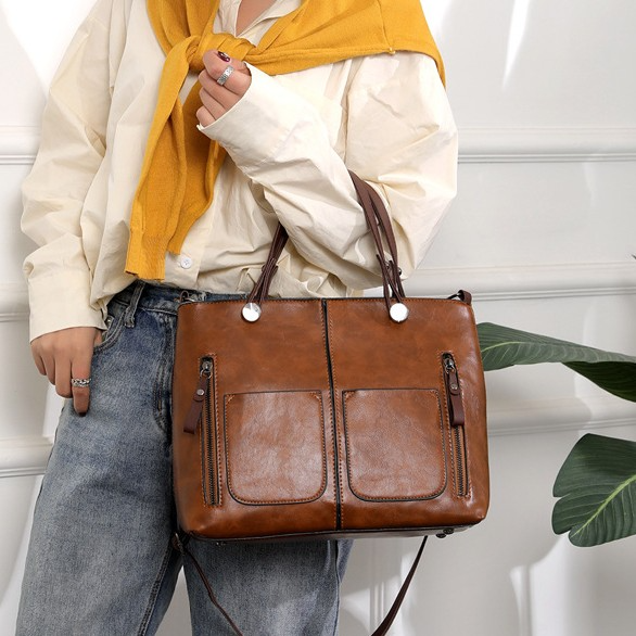 Women's Large-capacity Retro Tote Bag Simple Crossbody Bag