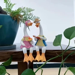 Resin Duck Couple Figurines - Decorative Hand