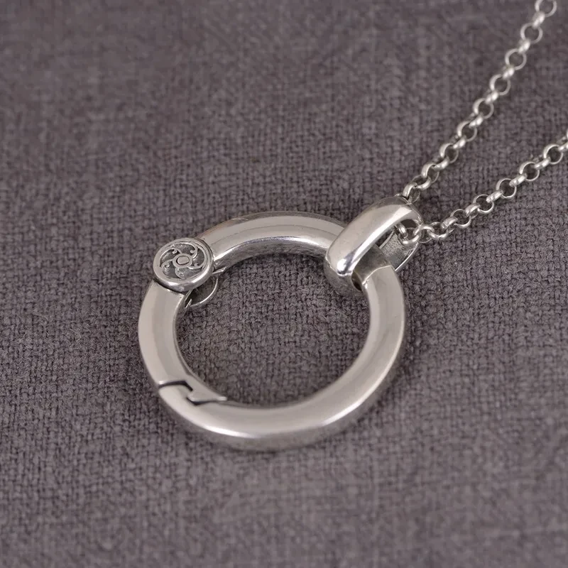 Simple Design Silver Buckle Accessory Buckle Six-character Mantra Keychain
